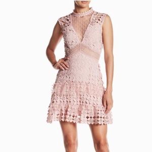 romeo + juliet couture dusty pink dress size small